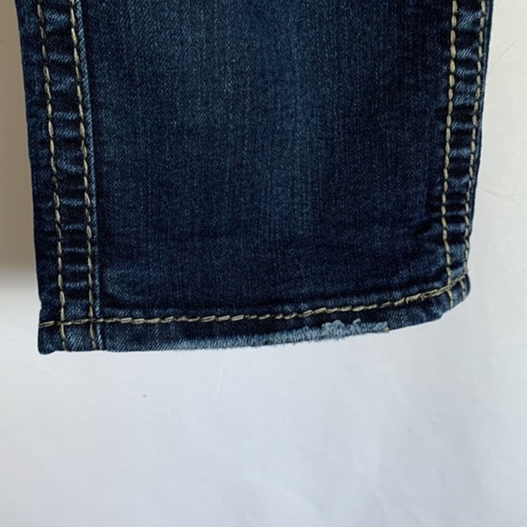 Silver Jeans Co x Bootlegger Dark Blue Suki Mid Capri Jeans - Picture 6 of 13